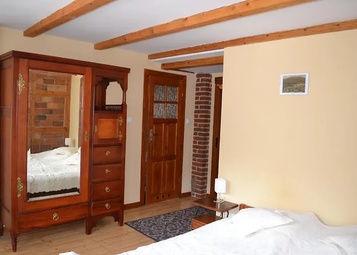 鹏斯吉纳特米默兹酒店